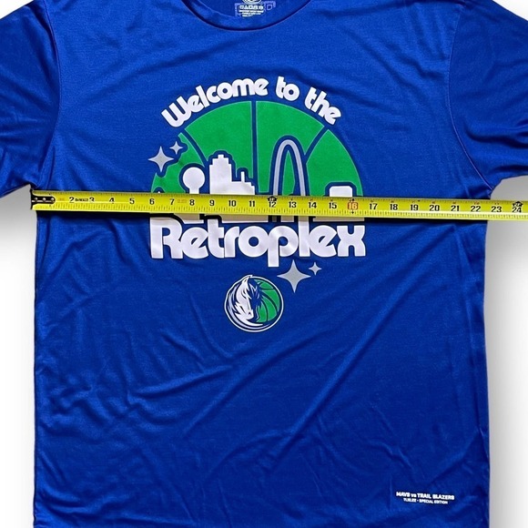 Dallas Mavericks Welcome to the Retroplrex Limited Edition T-Shirt - Picture 5 of 10